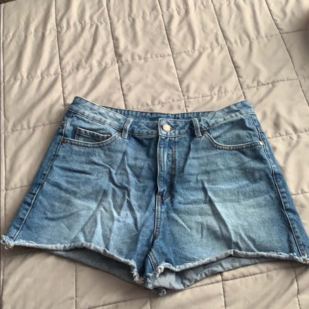Blue jean shorts